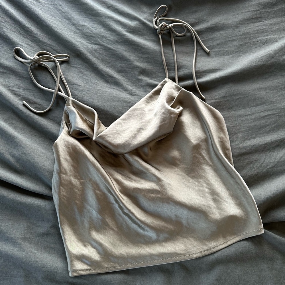 Silky top
